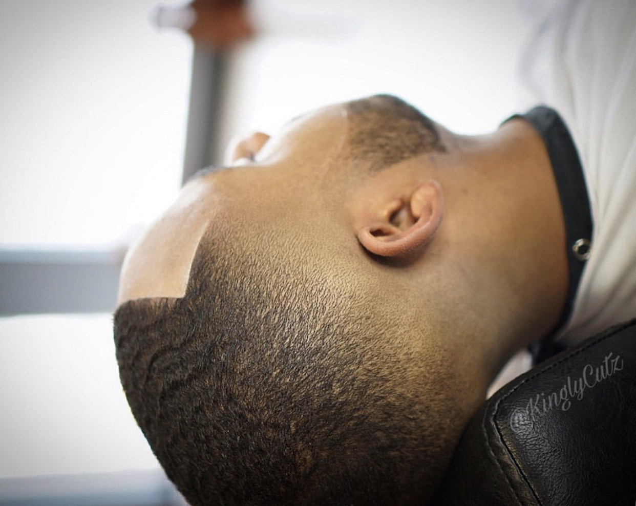 Close-up detail of a fresh line up at Kingly Cutz Barbershop